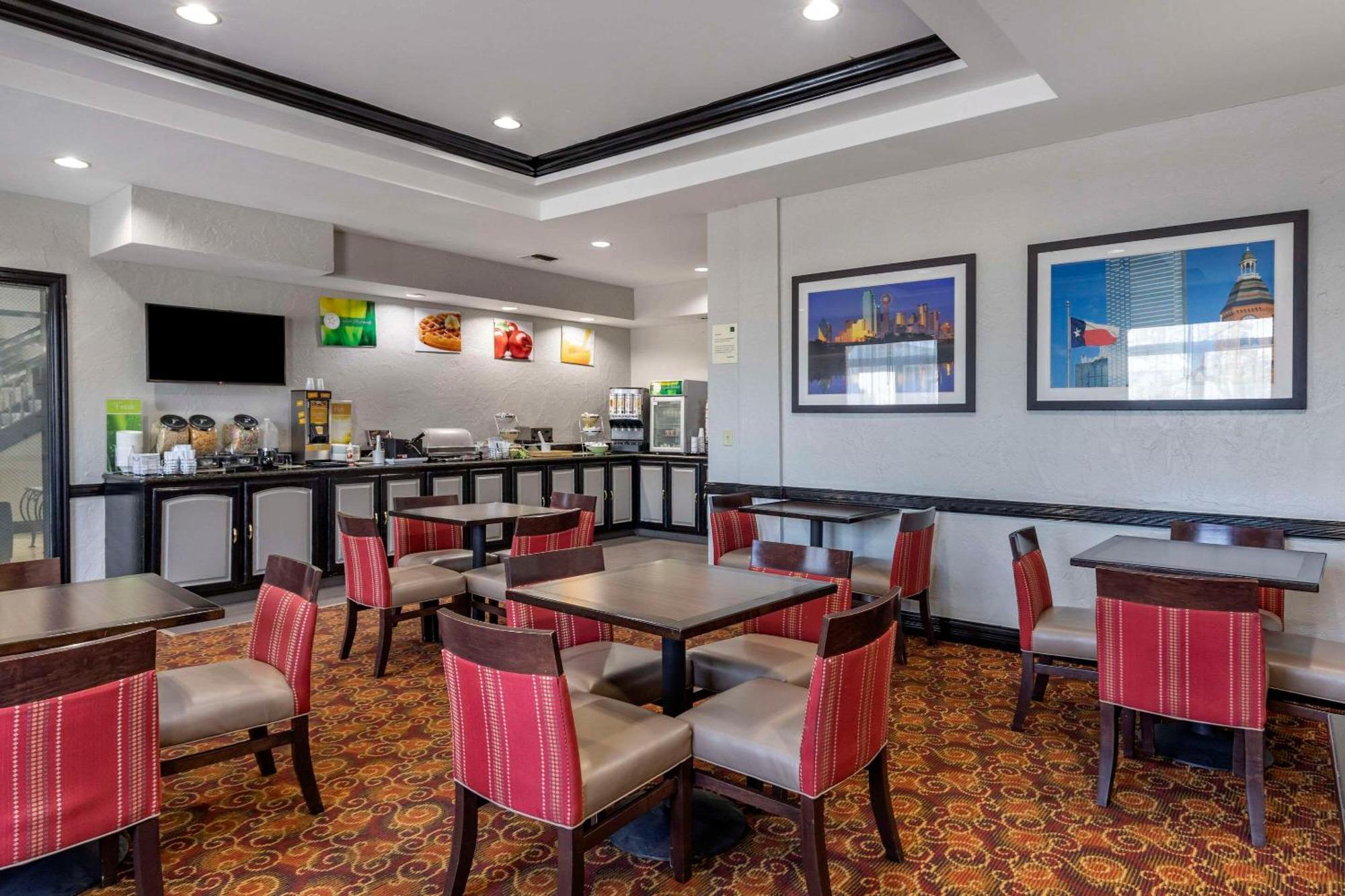 Quality Inn & Suites I-35 E-Walnut Hill Dallas Ngoại thất bức ảnh