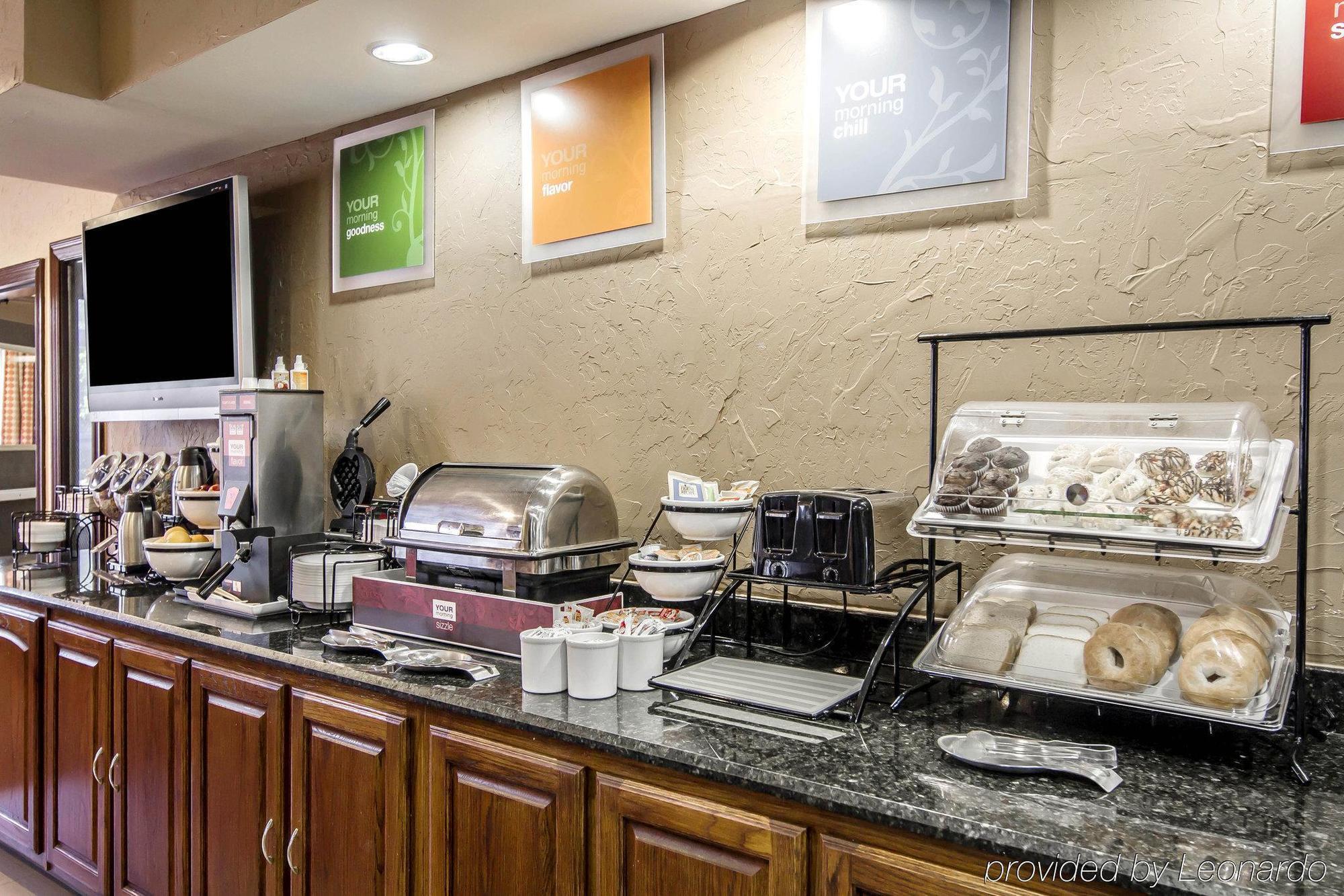 Quality Inn & Suites I-35 E-Walnut Hill Dallas Ngoại thất bức ảnh