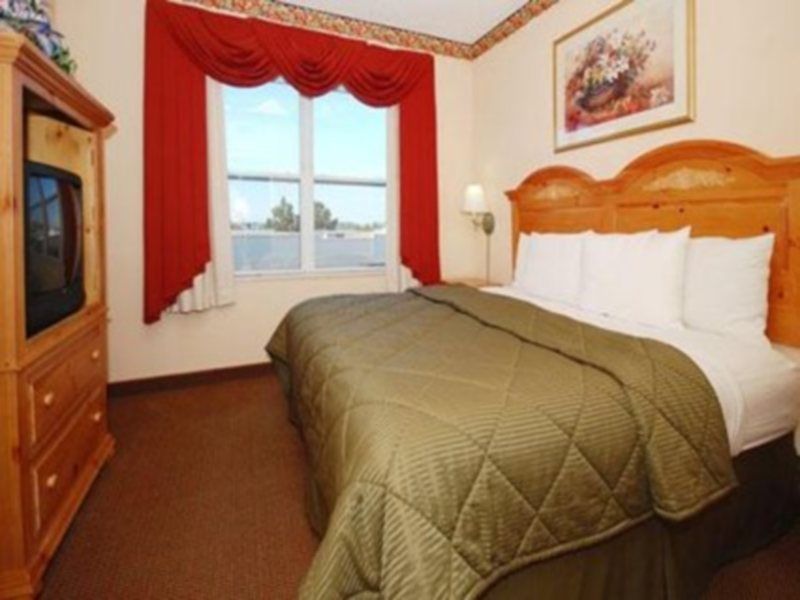 Quality Inn & Suites I-35 E-Walnut Hill Dallas Ngoại thất bức ảnh